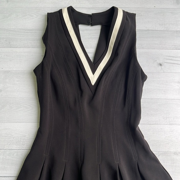 H&M Black and White Deep V Tennis Dress Size 4 - Picture 2 of 11